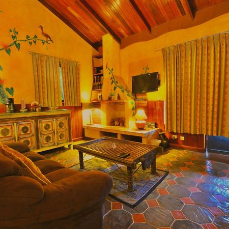 נובו ארנל Hotel La Mansion Inn Arenal מראה חיצוני תמונה