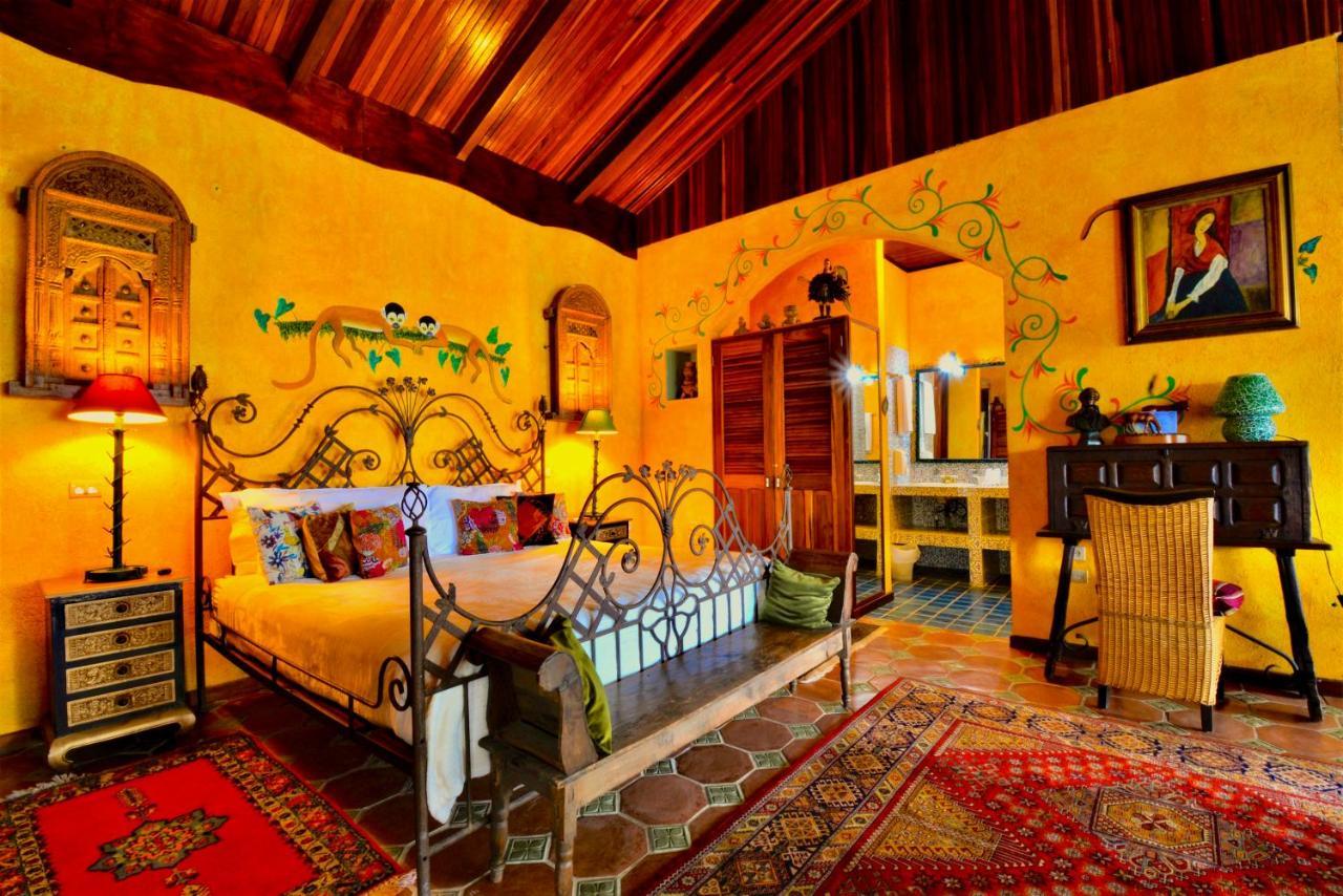 נובו ארנל Hotel La Mansion Inn Arenal מראה חיצוני תמונה