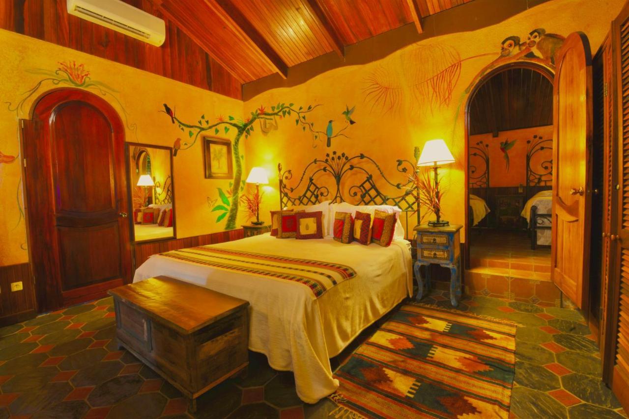 נובו ארנל Hotel La Mansion Inn Arenal מראה חיצוני תמונה