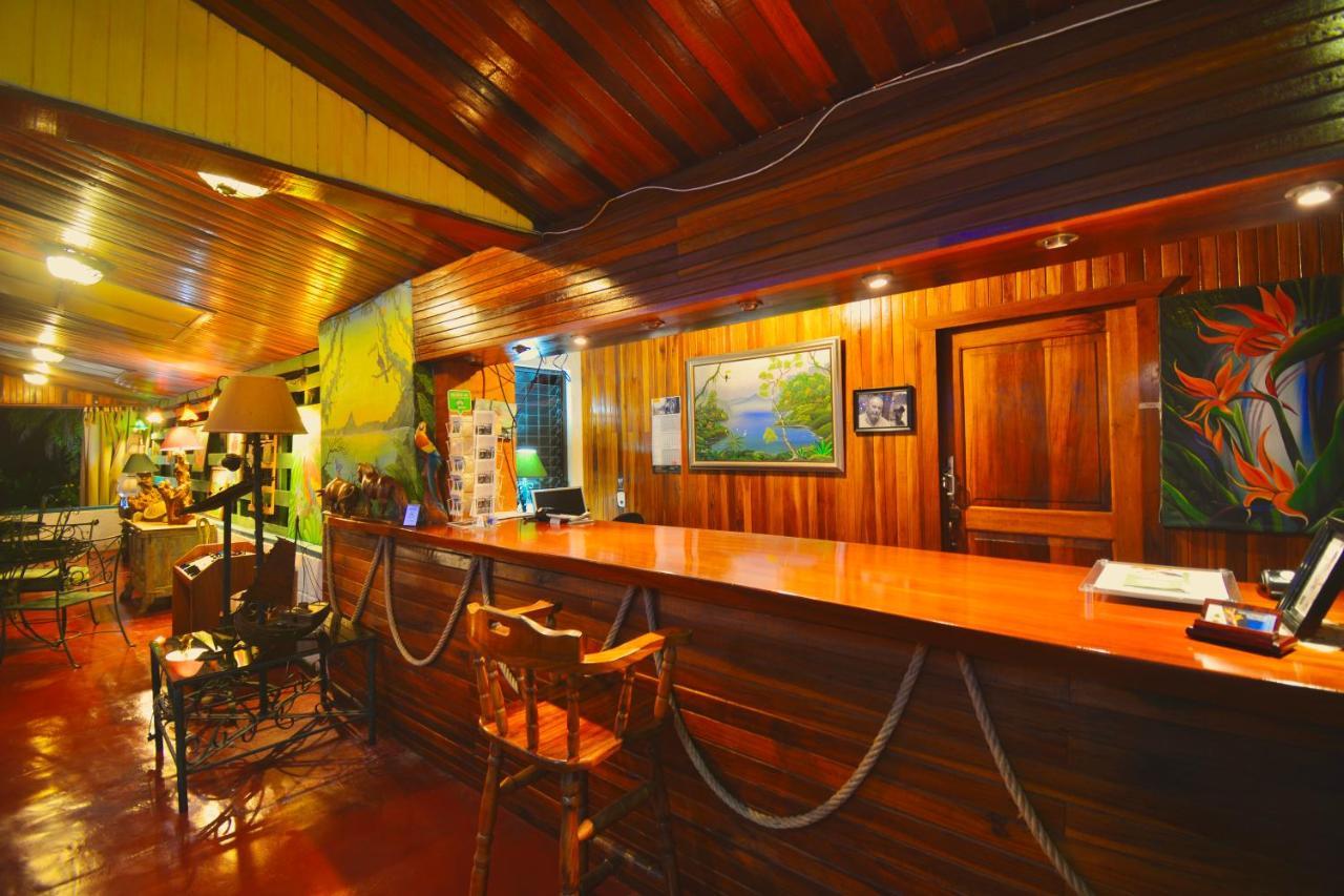 נובו ארנל Hotel La Mansion Inn Arenal מראה חיצוני תמונה