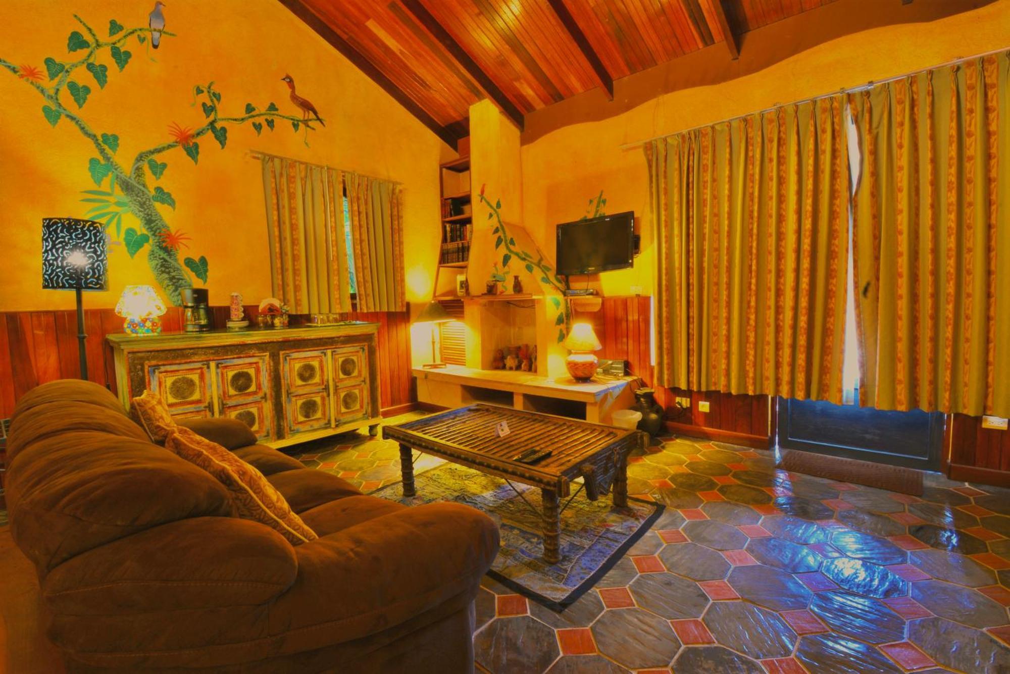 נובו ארנל Hotel La Mansion Inn Arenal מראה חיצוני תמונה