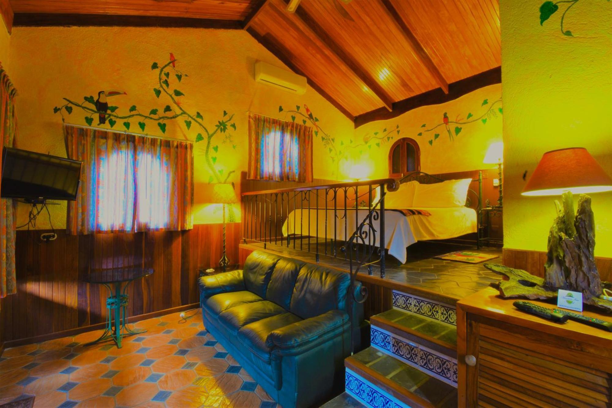 נובו ארנל Hotel La Mansion Inn Arenal מראה חיצוני תמונה