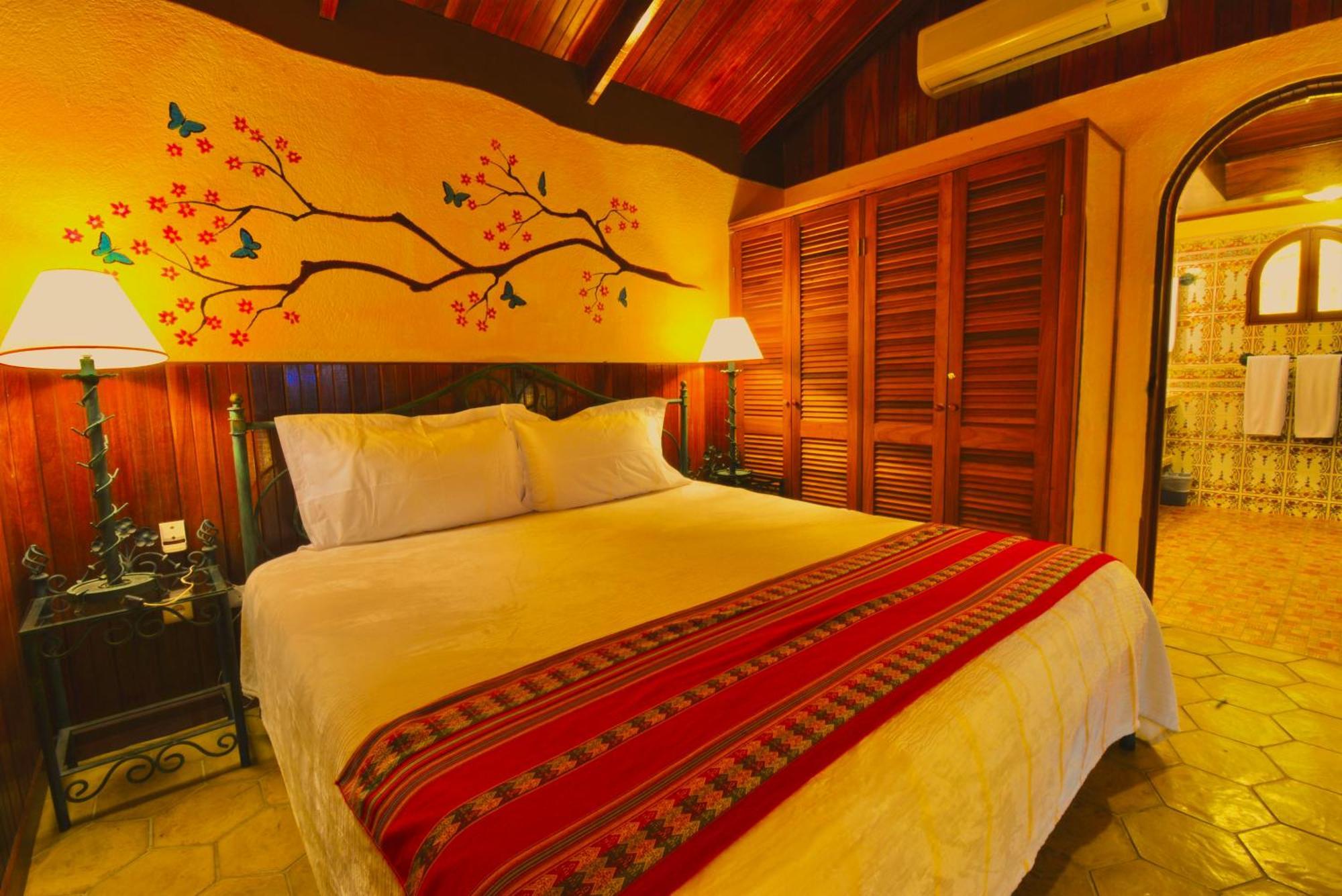 נובו ארנל Hotel La Mansion Inn Arenal חדר תמונה