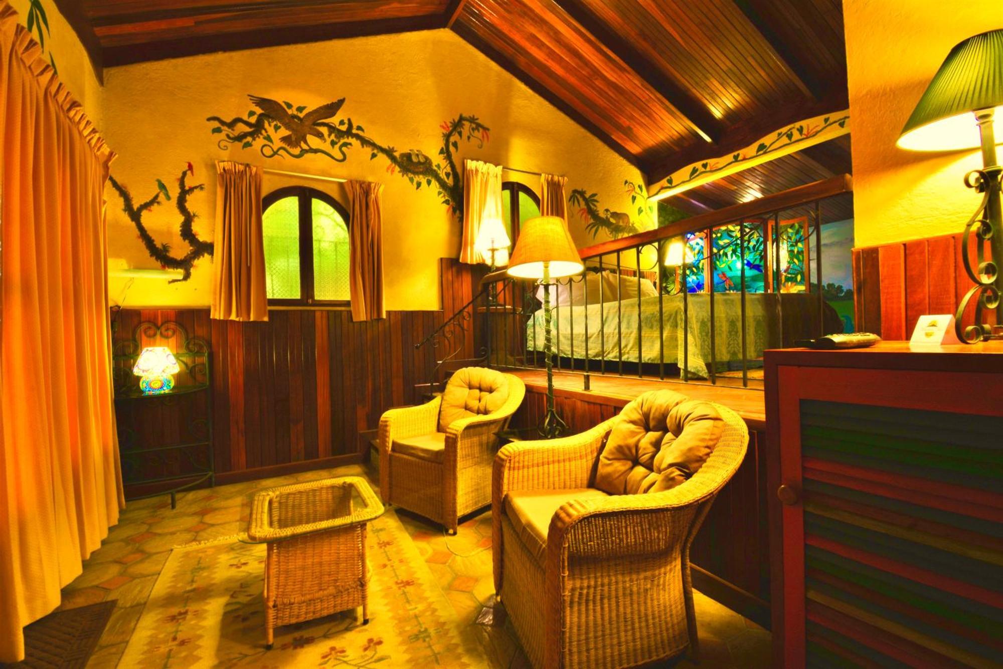 נובו ארנל Hotel La Mansion Inn Arenal מראה חיצוני תמונה