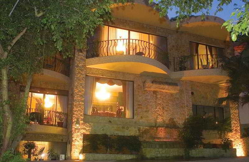 נובו ארנל Hotel La Mansion Inn Arenal מראה חיצוני תמונה