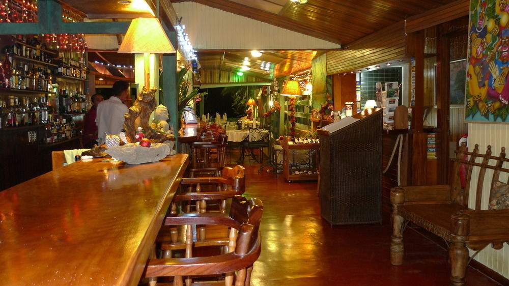 נובו ארנל Hotel La Mansion Inn Arenal מראה חיצוני תמונה